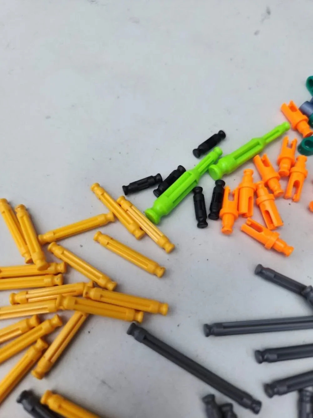 K'NEX Toy Building Set Bulk Lot Mixed Bundle Rods Connectors KNEX STEM Toy Rolle